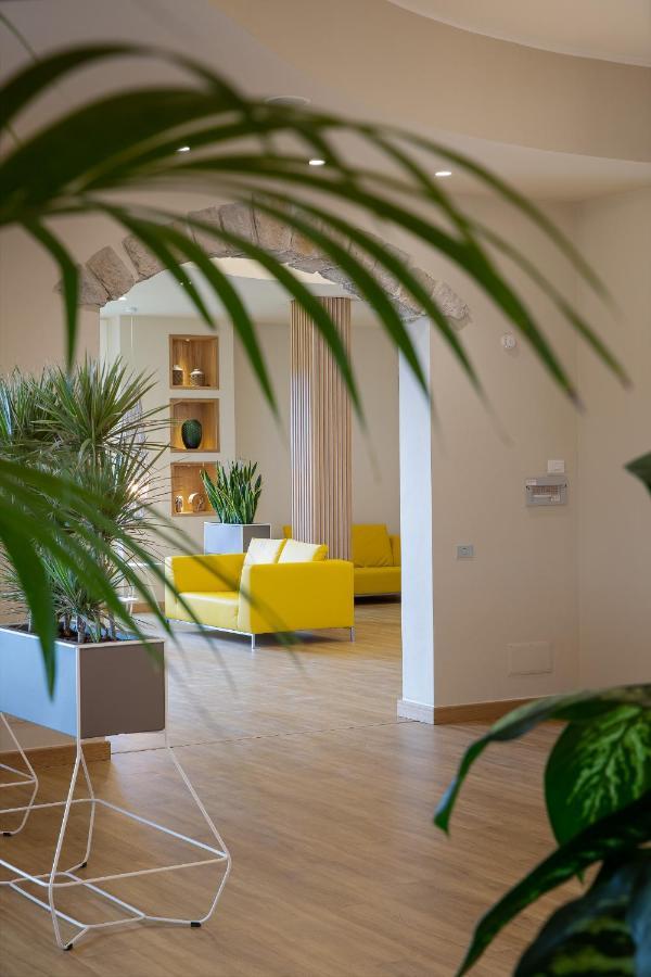 Lu' Hotel Porto Pino SantʼAnna Arresi Buitenkant foto