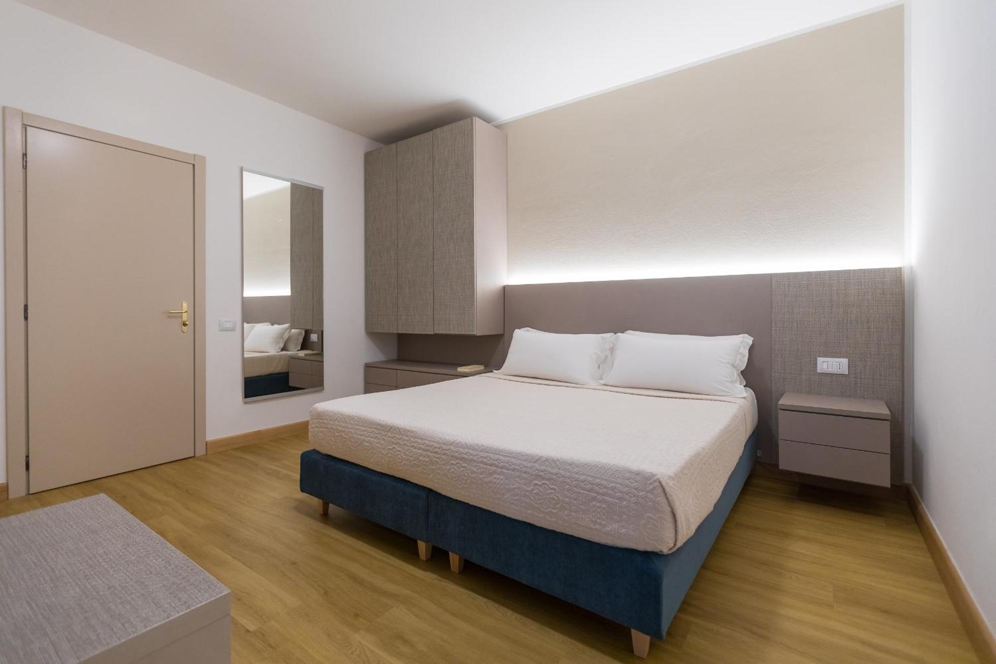Lu' Hotel Porto Pino SantʼAnna Arresi Buitenkant foto